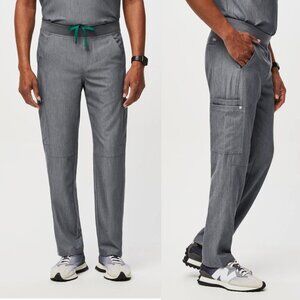 Figs Axim Cargo Scrub pants Graphite Size M Men’s Medical nurse uniform pockets